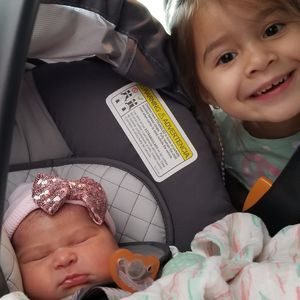 Meet your Posher, Chloe